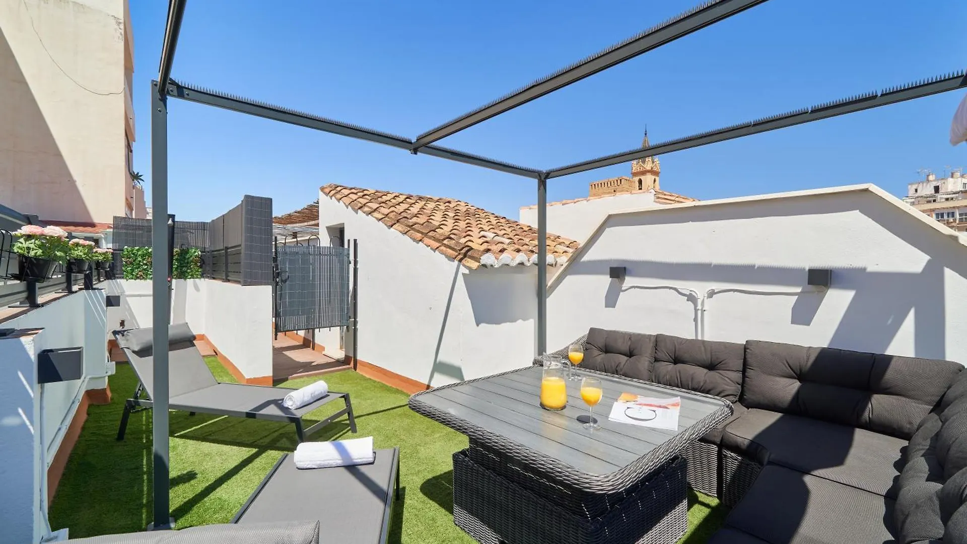 Sun-Kissed Getaway Lejlighed Málaga 0*,  Spanien