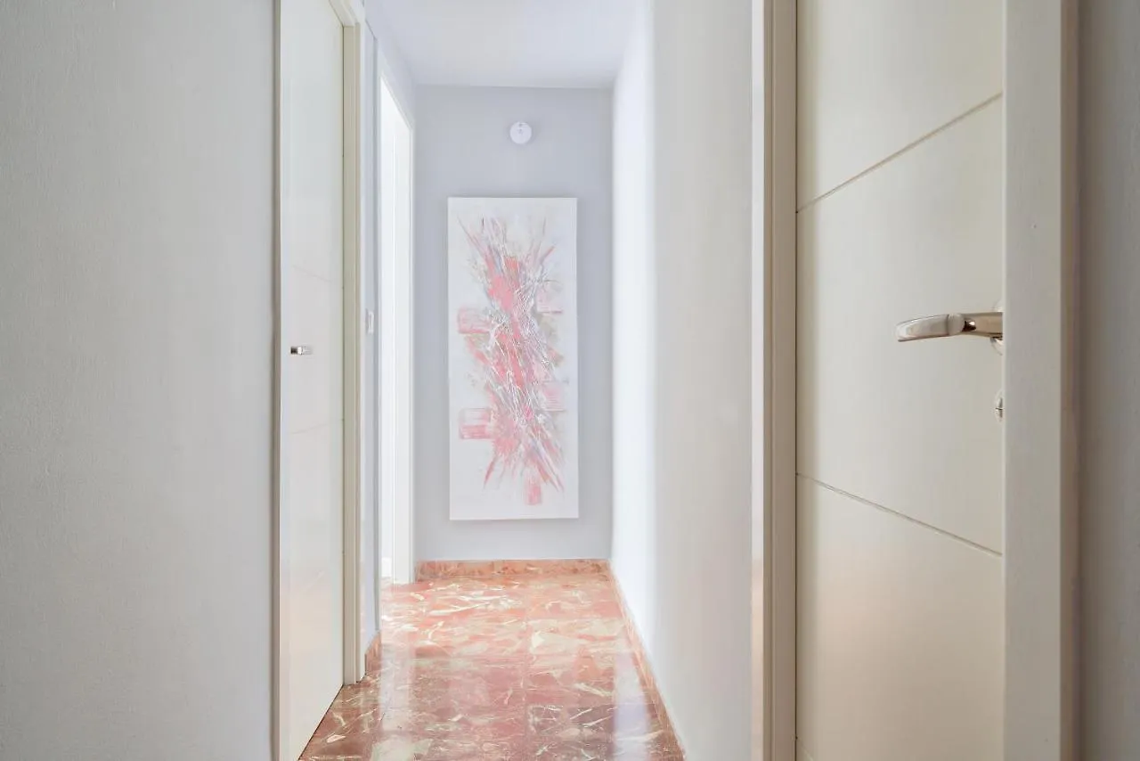 Sun-Kissed Getaway Apartment Malaga
