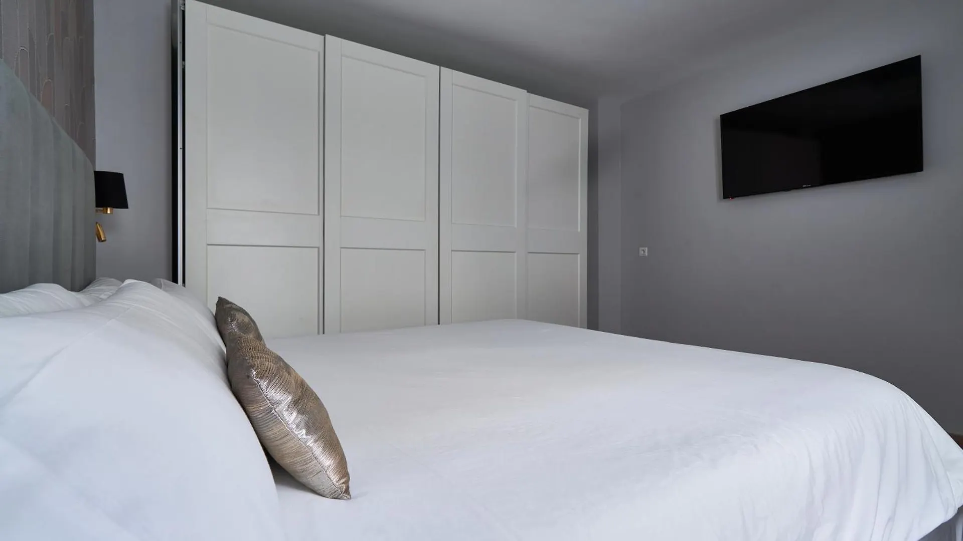 Sun-Kissed Getaway Apartment Malaga